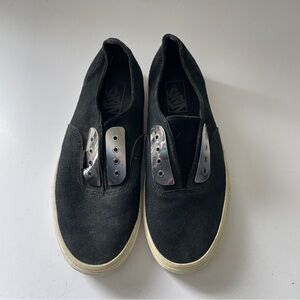 VANS Black Suede Authentic Slip On Sneakers Metal Eyelet Plate 10 Skate Shoe